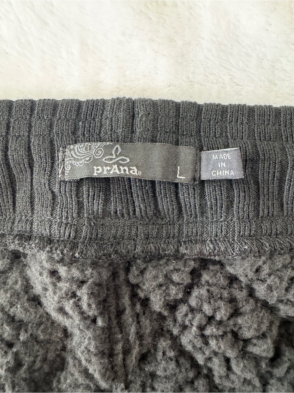 prAna Diva Quilted Fleece Lined Skirt Black Women's Large - Picture 4 of 10